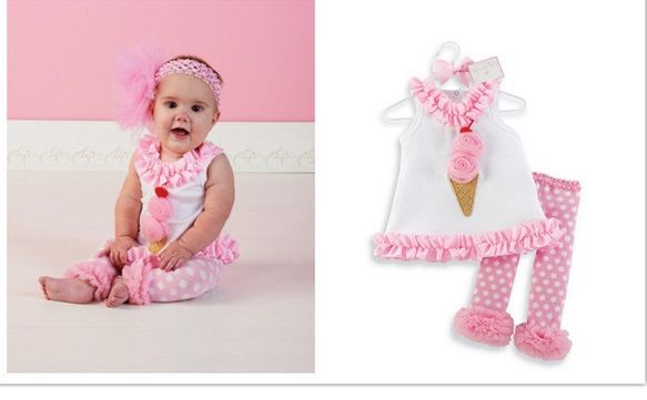 conjuntinho rosa com branco com babadinho 0 A 2 ANOS